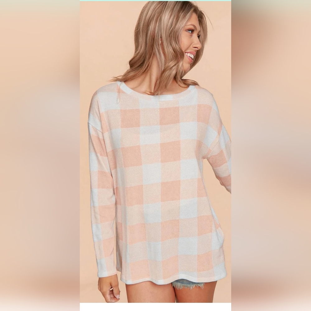 Plus Women's Peach Ivory Gingham Check Mier Hacci Top - Picture 2 of 3